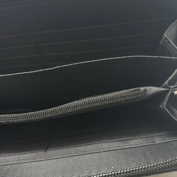 Joe's Jeans Black Women's Clutch Wallet NWT - Picture 4 of 6